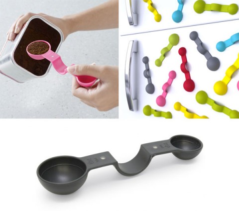 magnetic measuring cup